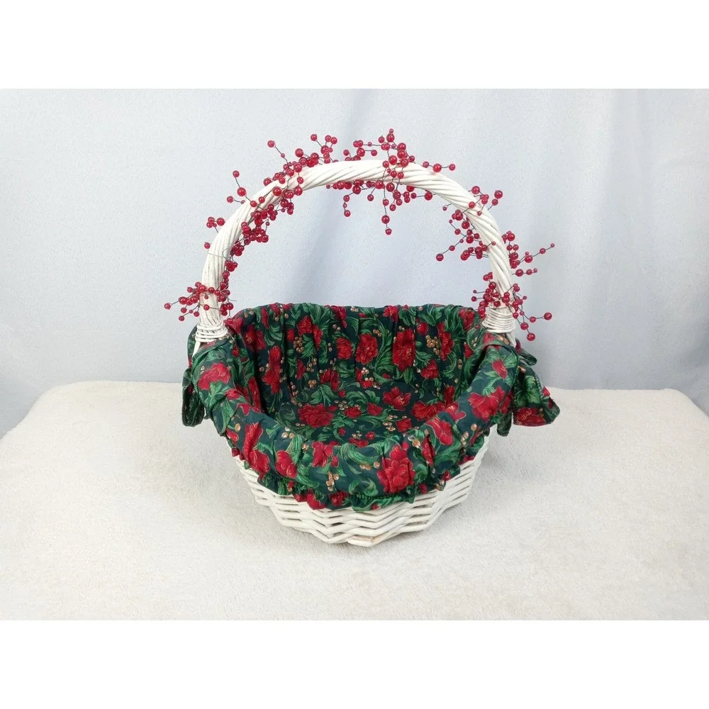 White Wicker‎ Christmas Basket Red Berry Handle Poinsettia Liner Holiday Decor